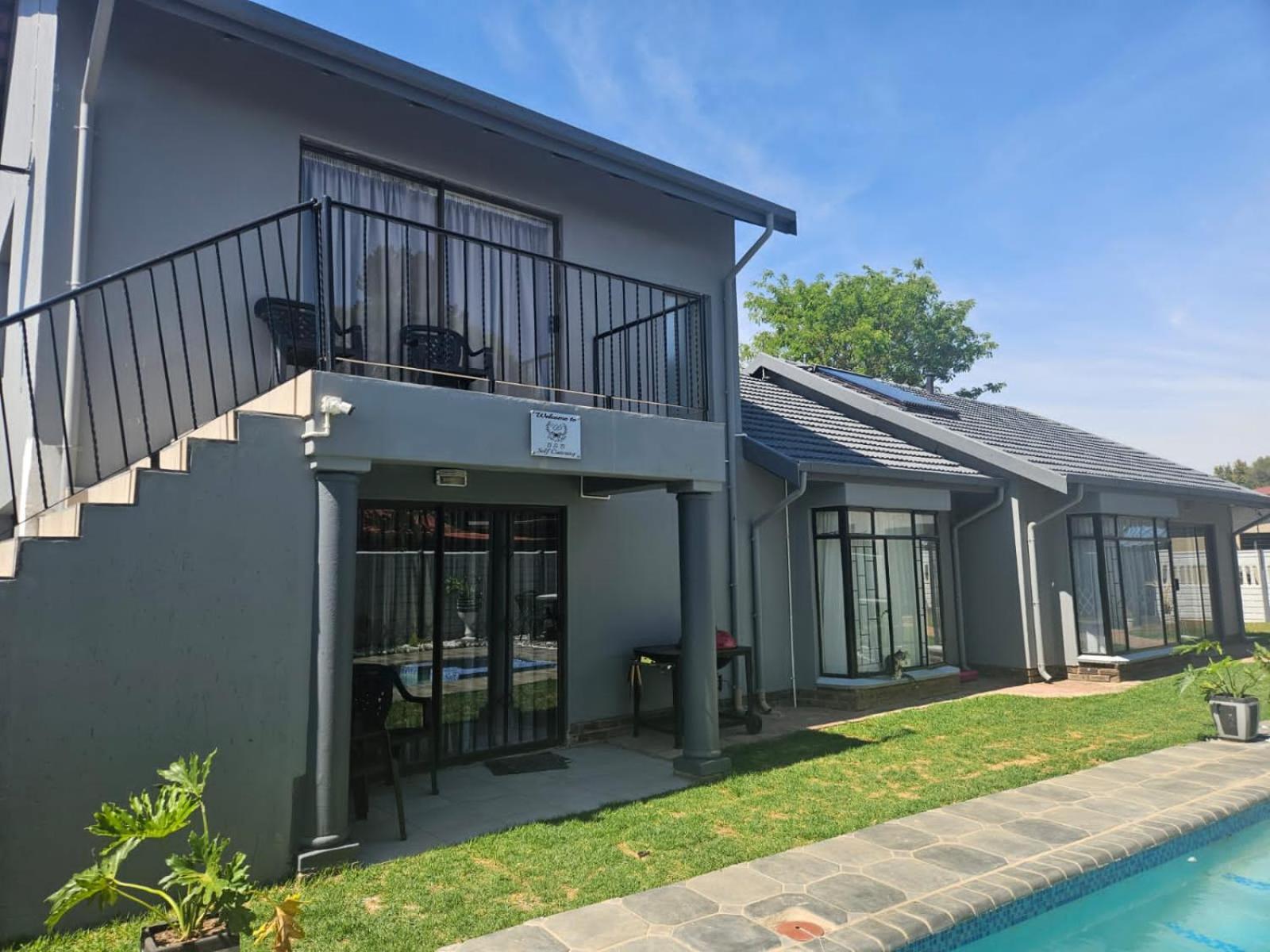 Villa La Sola B&B And Self-Catering Boksburg Ngoại thất bức ảnh